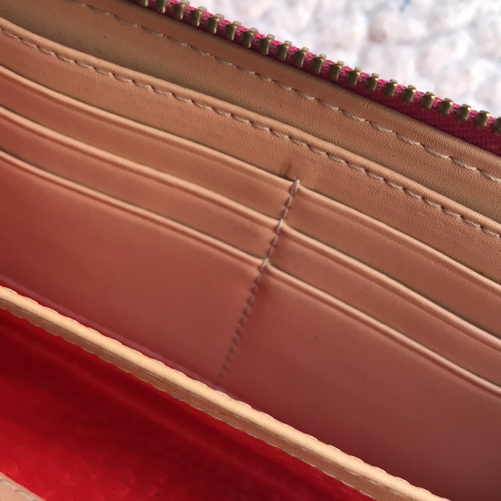 Kate Spade wallet - Picture 10 of 15